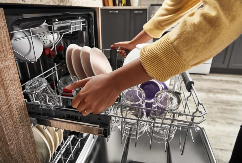 خشک نشدن ظروف در ماشین ظرفشویی